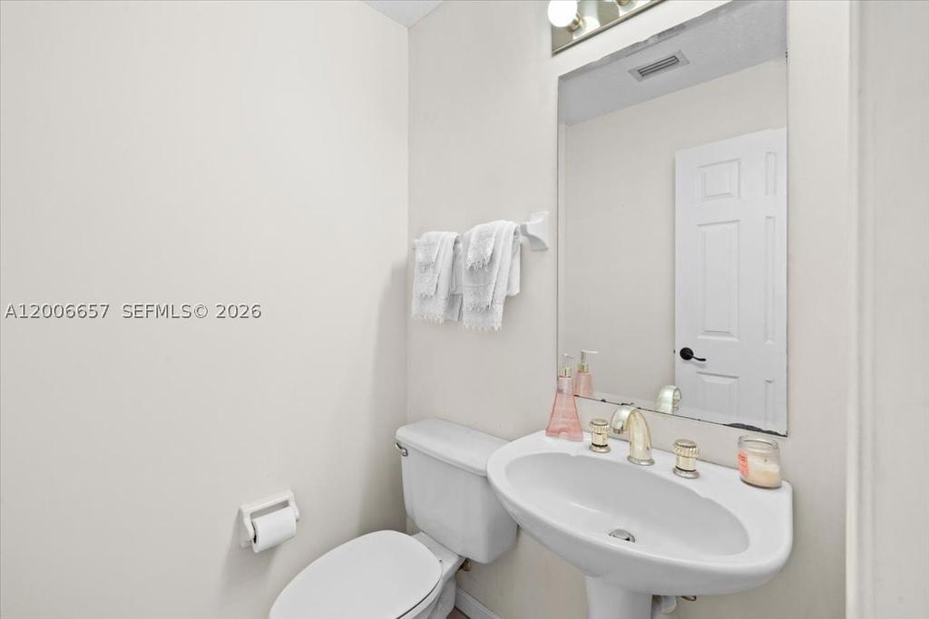 Real estate property located at 10912 2nd St, Broward, Westport 2nd Section, Plantation, FL