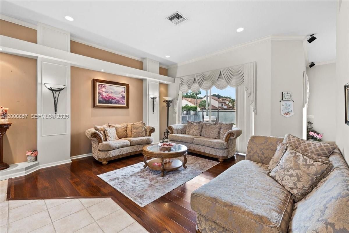 Real estate property located at 10912 2nd St, Broward, Westport 2nd Section, Plantation, FL