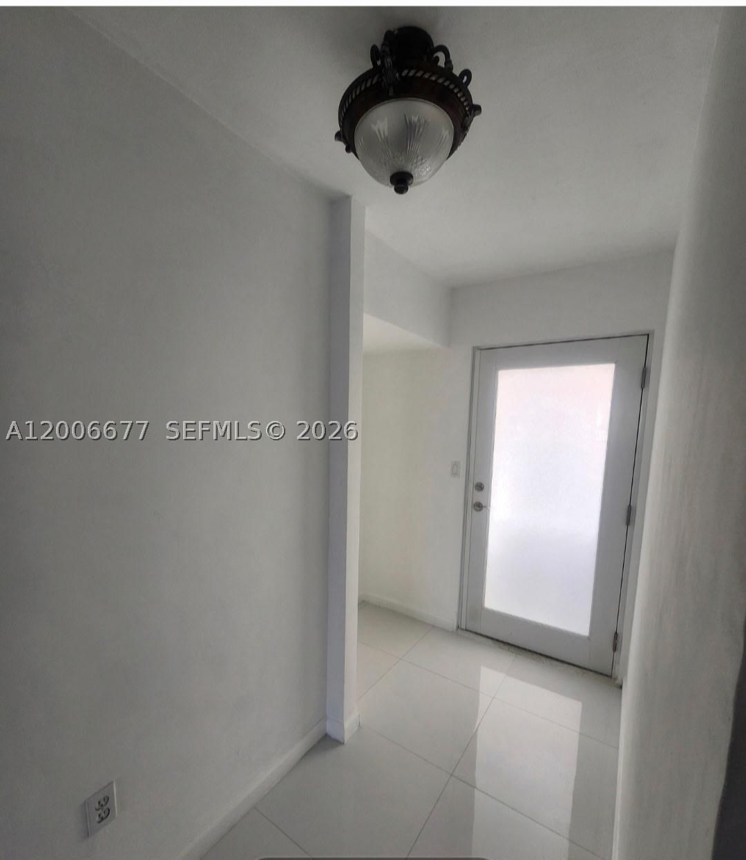 Real estate property located at 1175 Miami Gardens Dr #703, Miami-dade, Royal Bahamian East Condo, Miami, FL