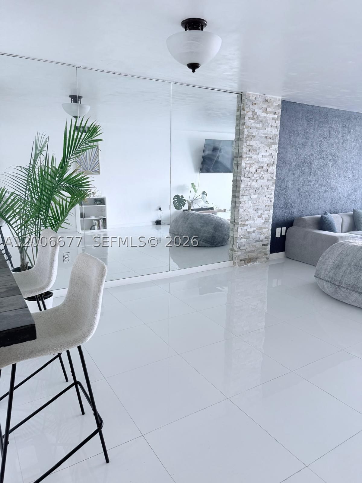 Real estate property located at 1175 Miami Gardens Dr #703, Miami-dade, Royal Bahamian East Condo, Miami, FL