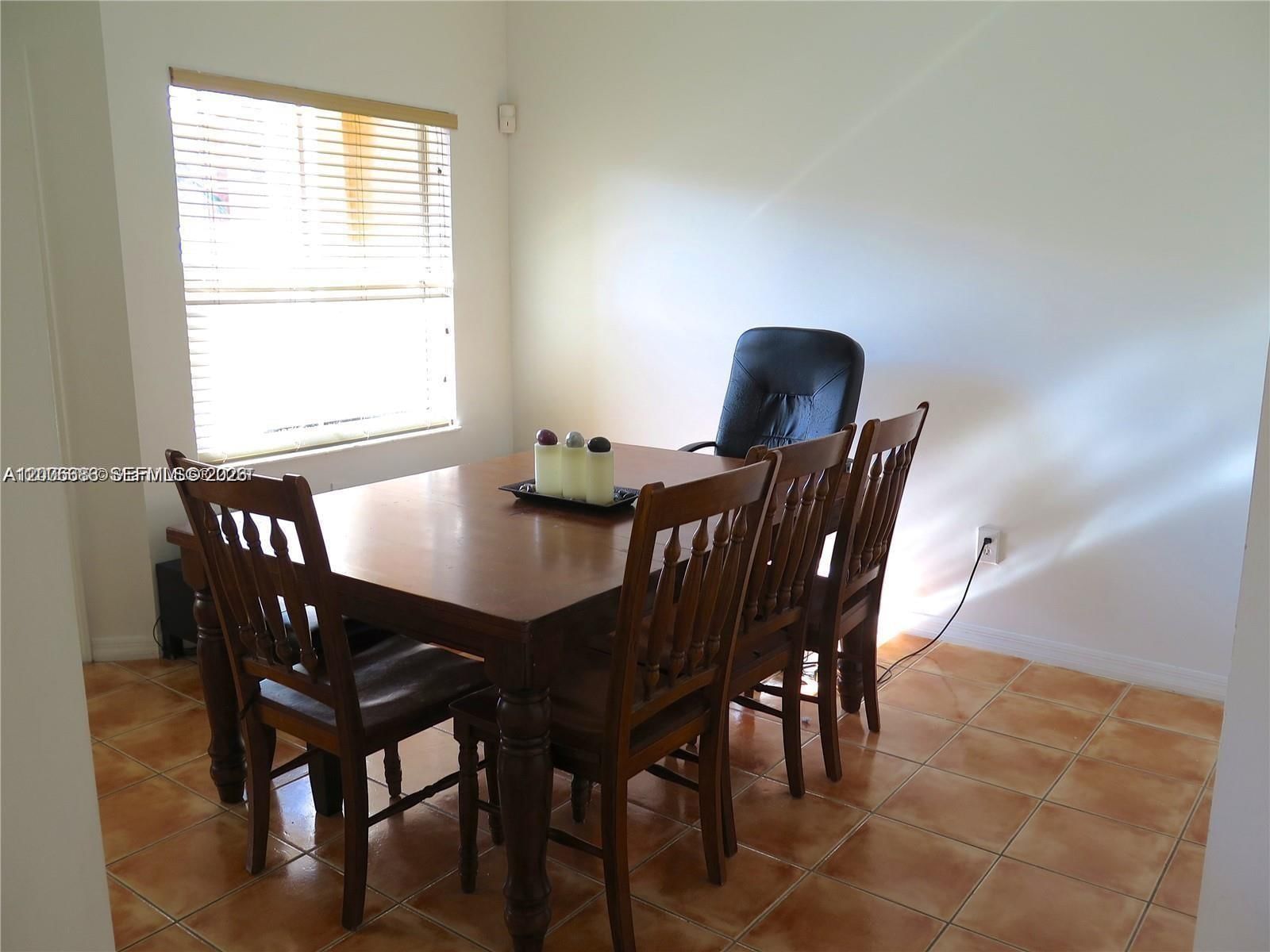 Real estate property located at 6202 116th Pl #443, Miami-dade, The Gates At Doral Isles, Doral, FL