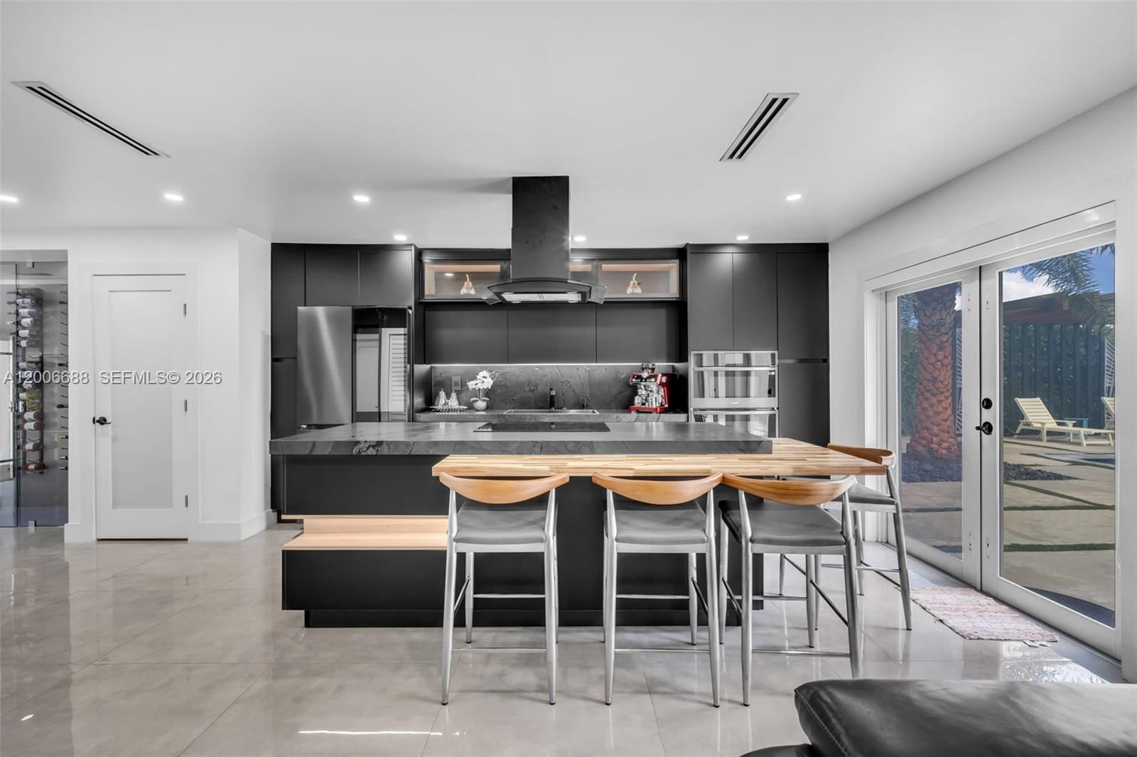 Real estate property located at 8241 182nd St, Miami-dade, 2nd Addn To Palm Springs, Hialeah, FL