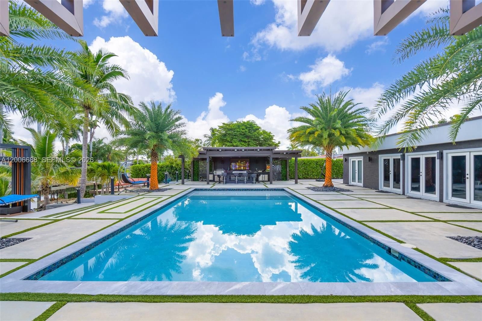 Real estate property located at 8241 182nd St, Miami-dade, 2nd Addn To Palm Springs, Hialeah, FL