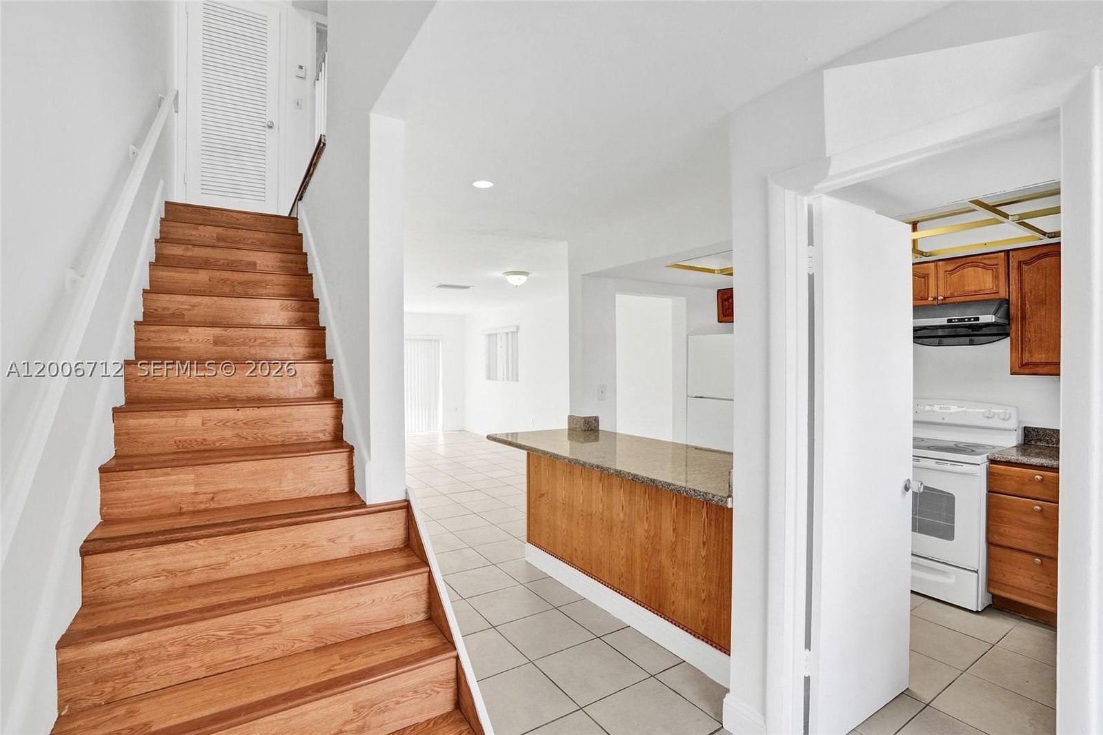 Real estate property located at 7344 82nd St C114, Miami-dade, Village At Dadeland Condo, Miami, FL