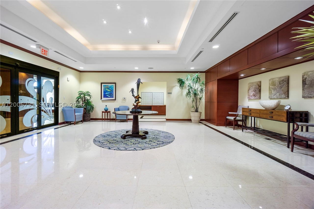 Real estate property located at 1819 17th St #710, Broward, Port Condo, Fort Lauderdale, FL