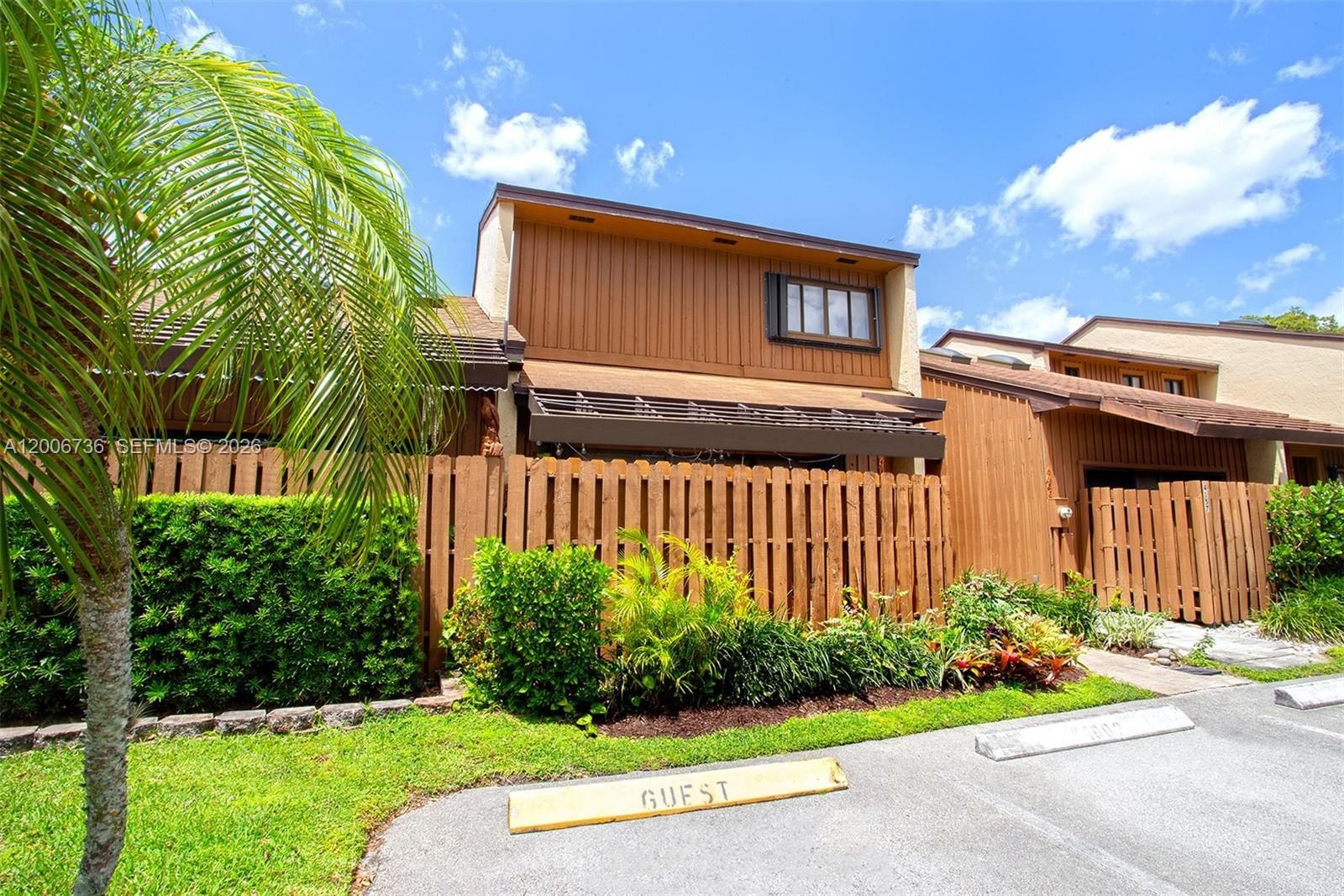 Real estate property located at 4159 87th Ter, Broward, Pine Island Lakes Townhom, Davie, FL