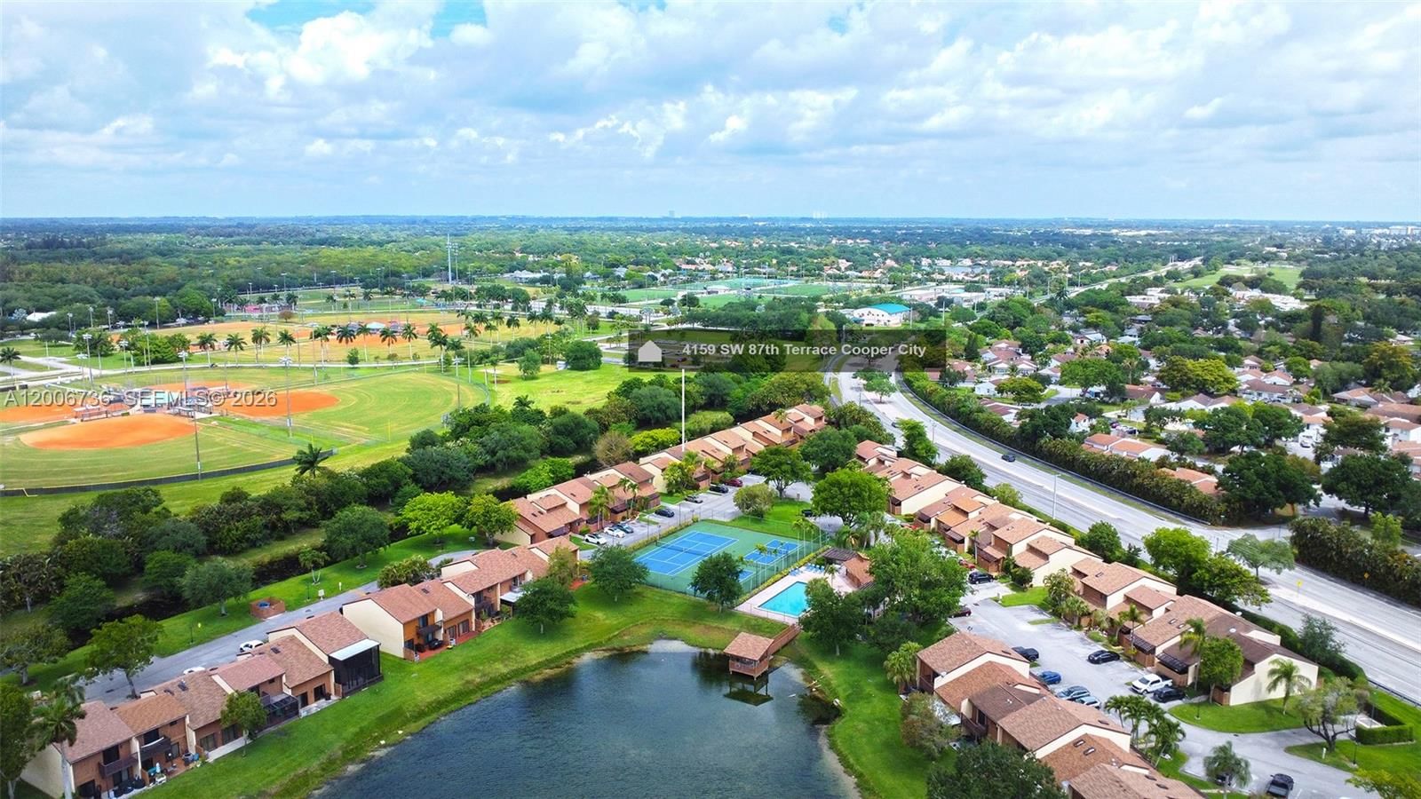 Real estate property located at 4159 87th Ter, Broward, Pine Island Lakes Townhom, Davie, FL
