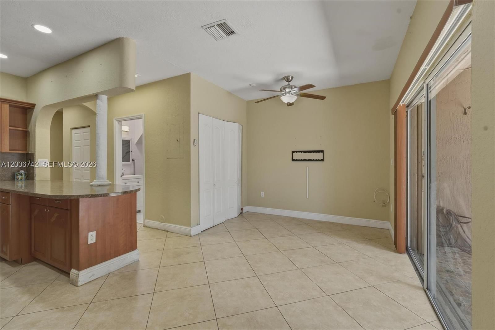 Real estate property located at 16613 71st Ave, Miami-dade, Paseos At Miami Lakes, Miami Lakes, FL