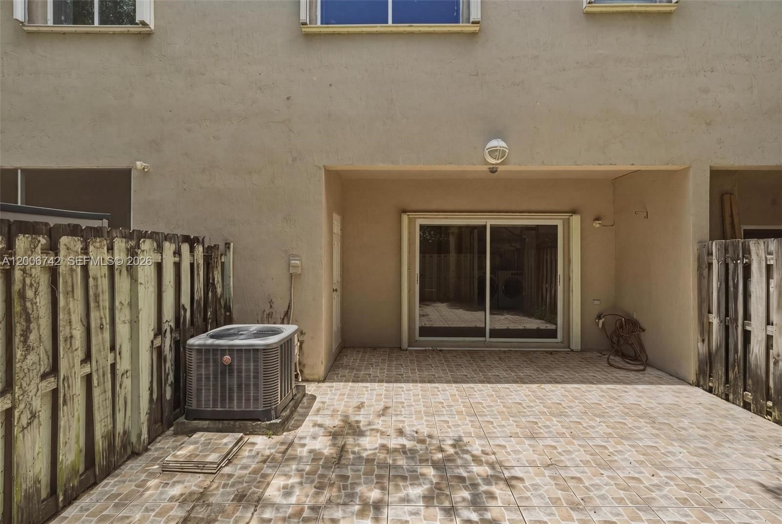 Real estate property located at 16613 71st Ave, Miami-dade, Paseos At Miami Lakes, Miami Lakes, FL