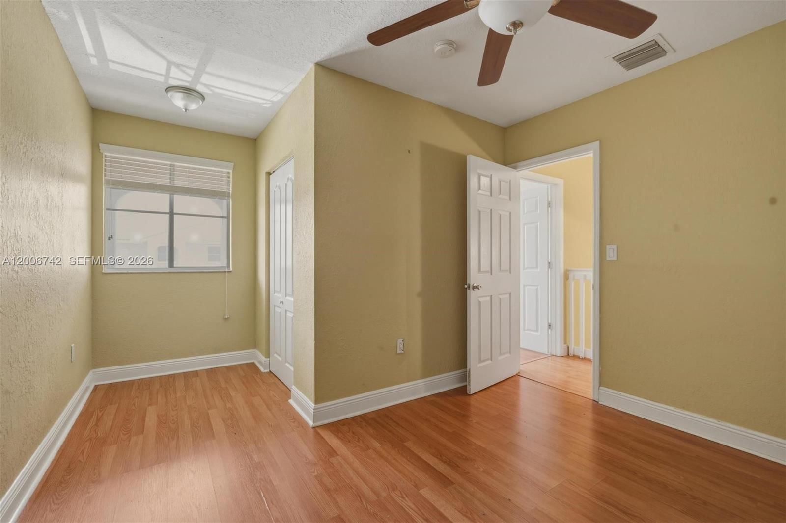 Real estate property located at 16613 71st Ave, Miami-dade, Paseos At Miami Lakes, Miami Lakes, FL