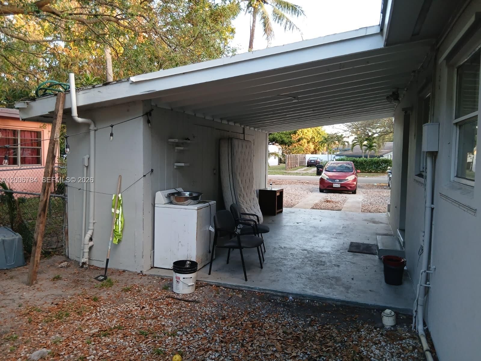 Real estate property located at 948 14th Ct, Broward, Lauderdale Manors Add-res, Fort Lauderdale, FL