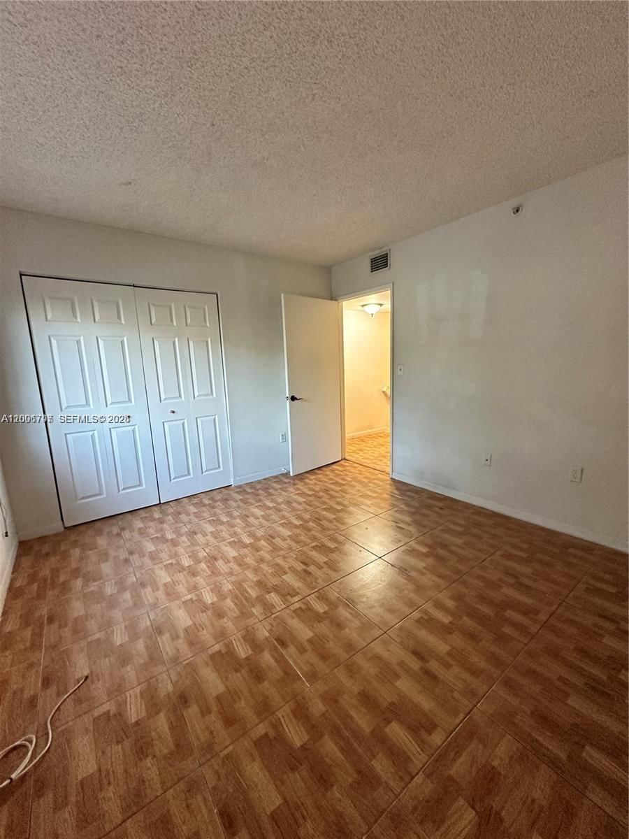 Real estate property located at 551 82nd Ave #502, Miami-dade, Chateaubleau Villas Midwa, Miami, FL