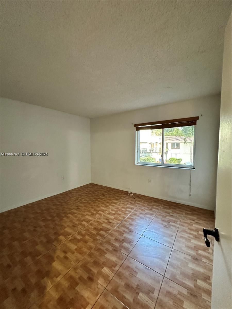 Real estate property located at 551 82nd Ave #502, Miami-dade, Chateaubleau Villas Midwa, Miami, FL