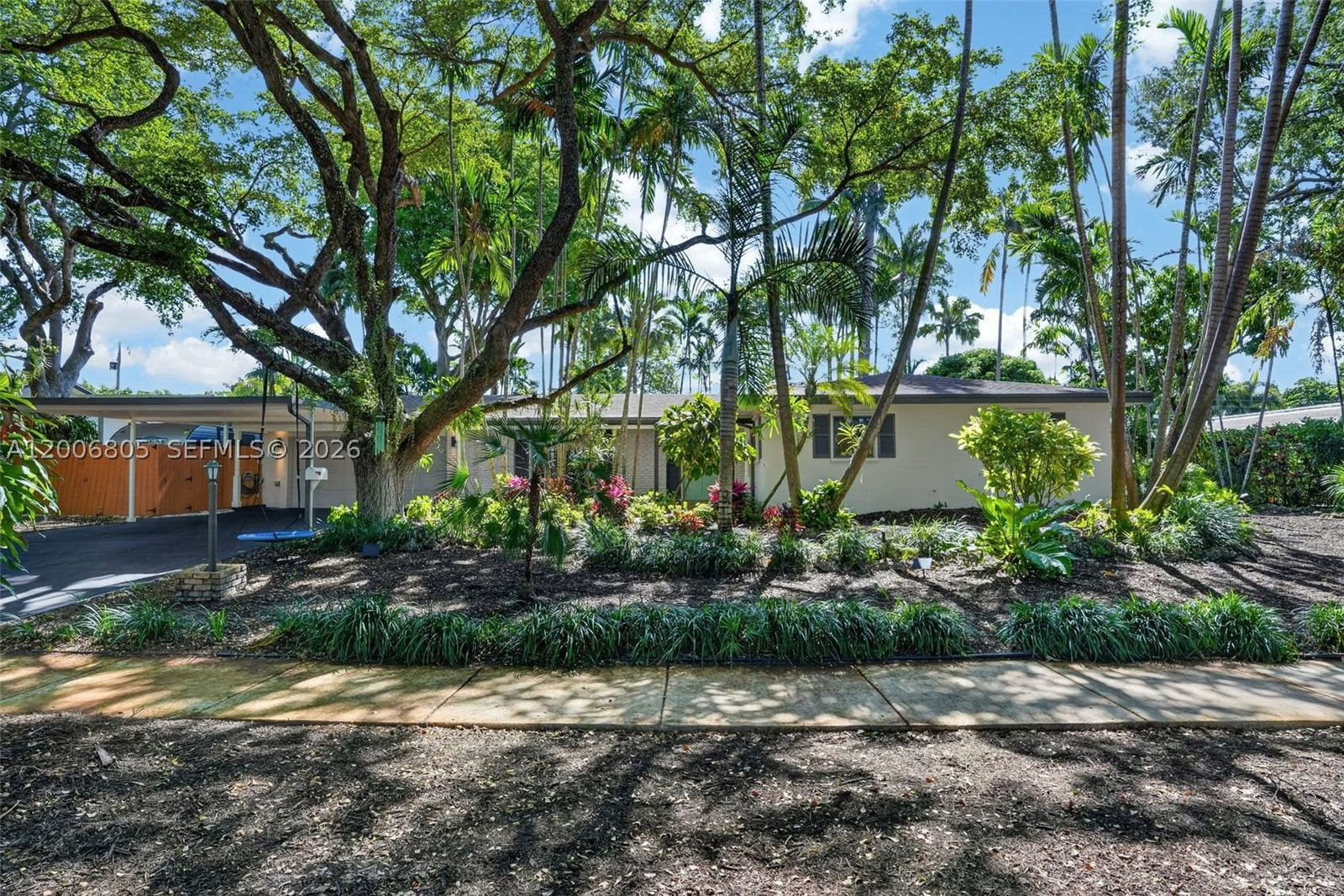 Real estate property located at 15821 86th Ave, Miami-dade, Coral Reef Estates, Palmetto Bay, FL