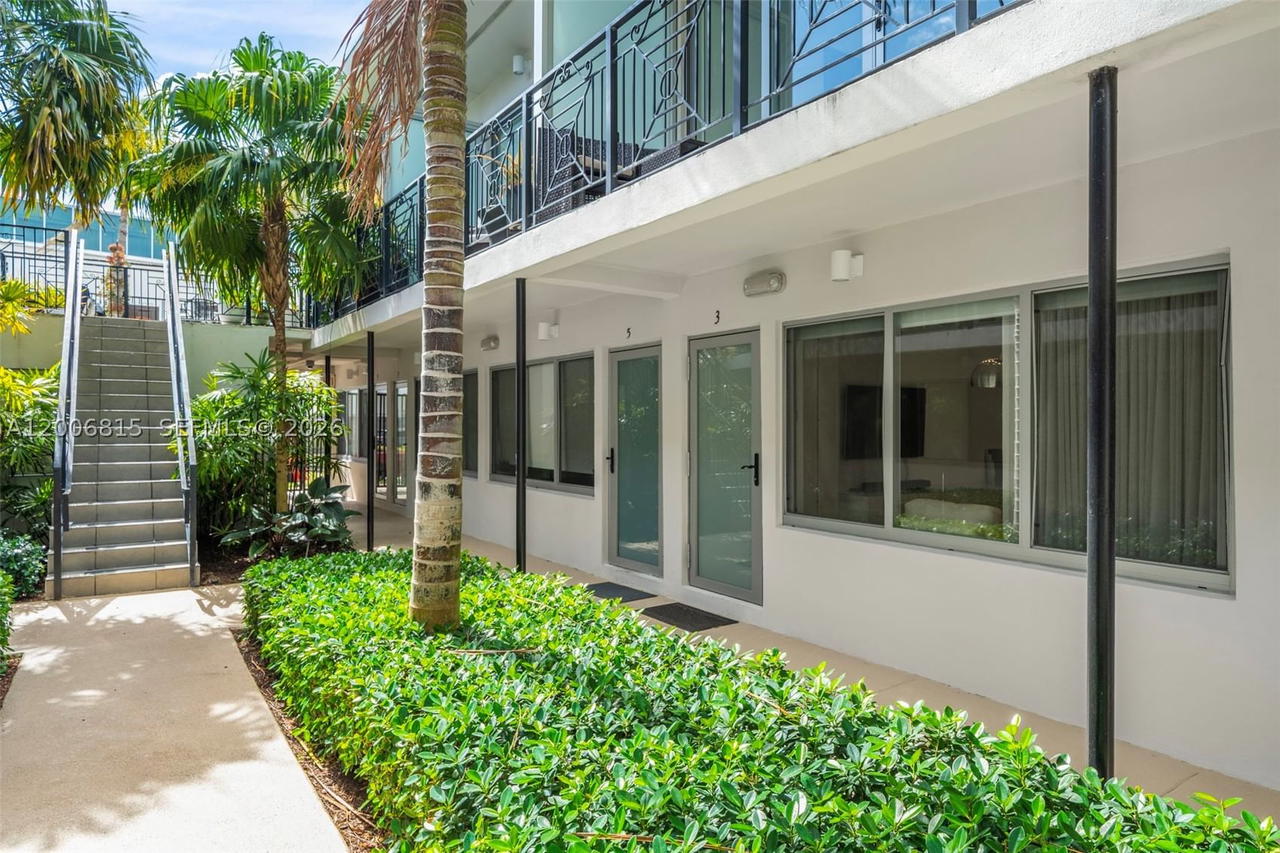 Real estate property located at 2130 Park Ave TH3, Miami-dade, Park Villas Condo, Miami Beach, FL