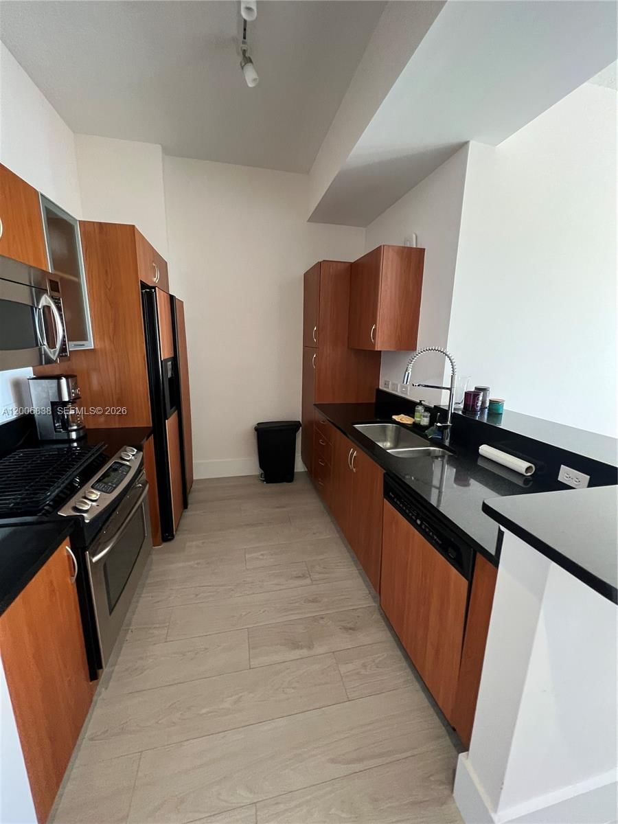 Real estate property located at 18800 29th Ave PH25, Miami-dade, Venture At Aventura East, Aventura, FL