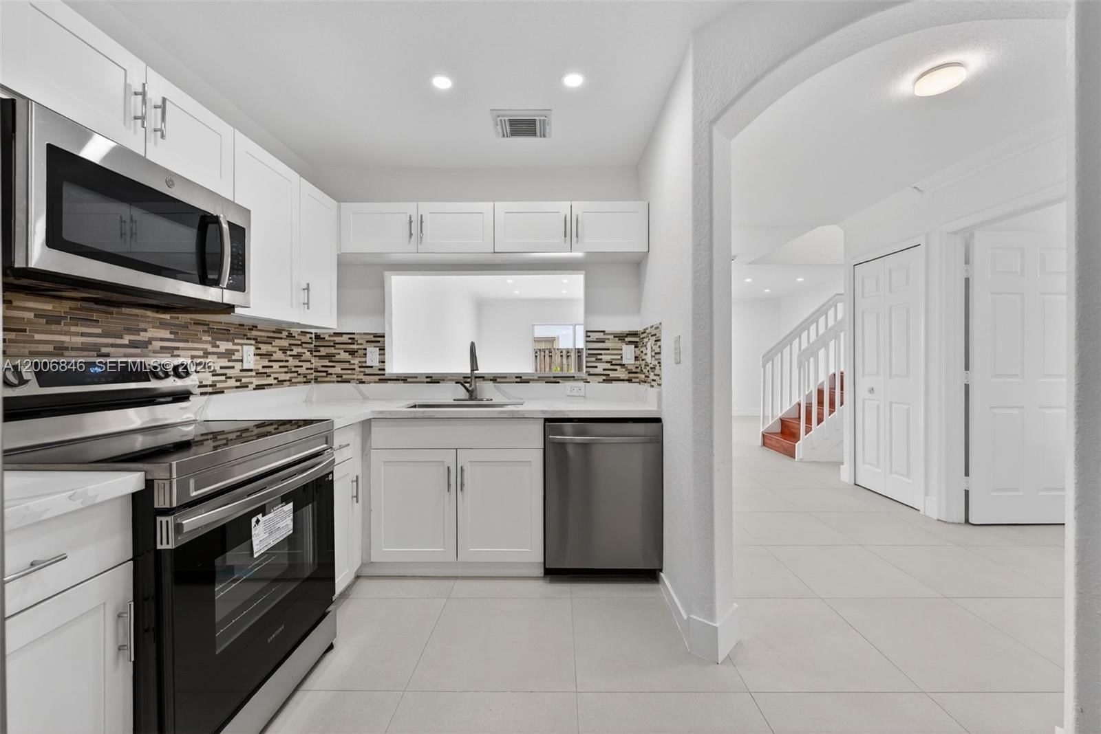 Real estate property located at 4822 114th Ct, Miami-dade, Dimensions At Doral, Doral, FL