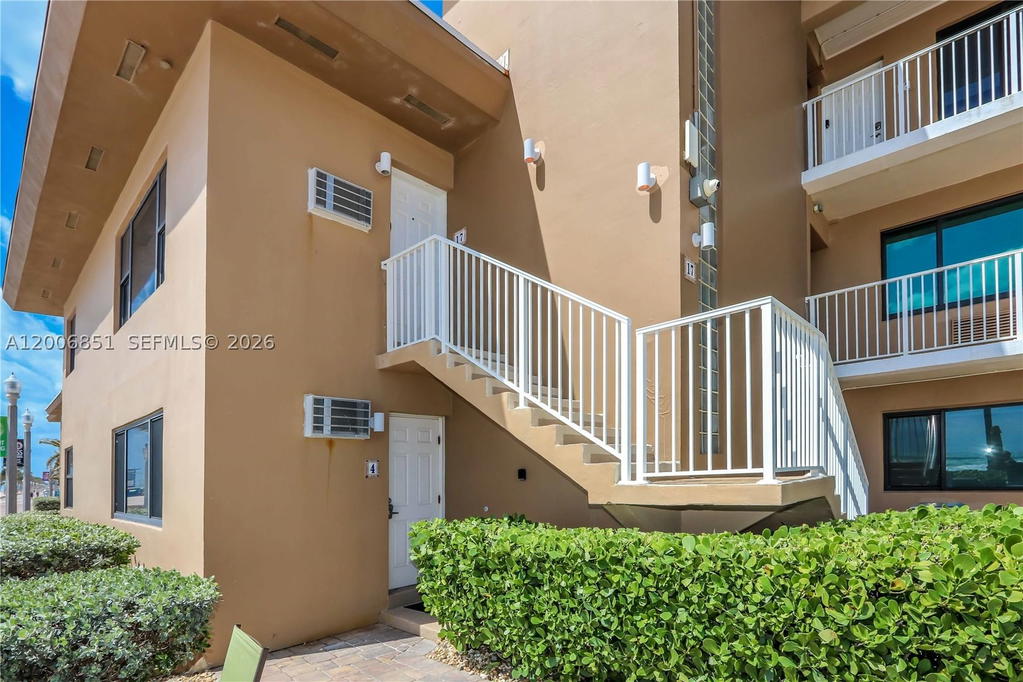 Real estate property located at 3300 Surf Rd #17A, Broward, Ocean Grande Beach Club C, Hollywood, FL