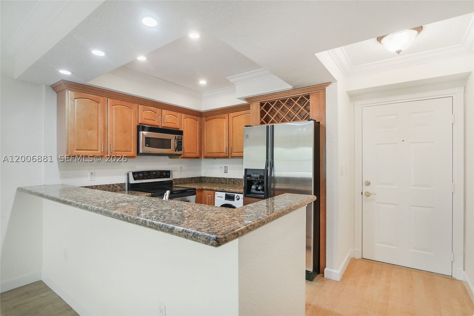 Real estate property located at 150 15th Ave #235, Broward, Pine Crest Village Ii At, Fort Lauderdale, FL