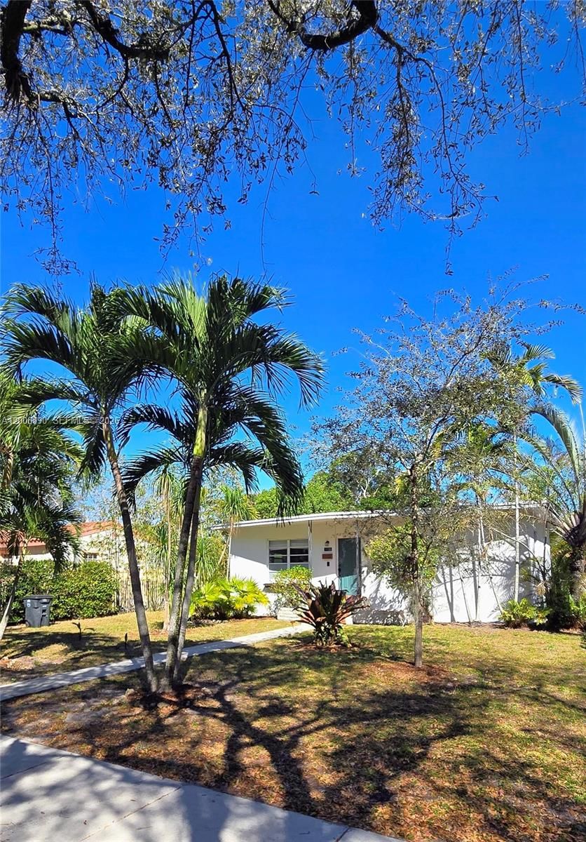 Real estate property located at 1135 133rd St, Miami-dade, Irons Manor 4th Addn, North Miami, FL