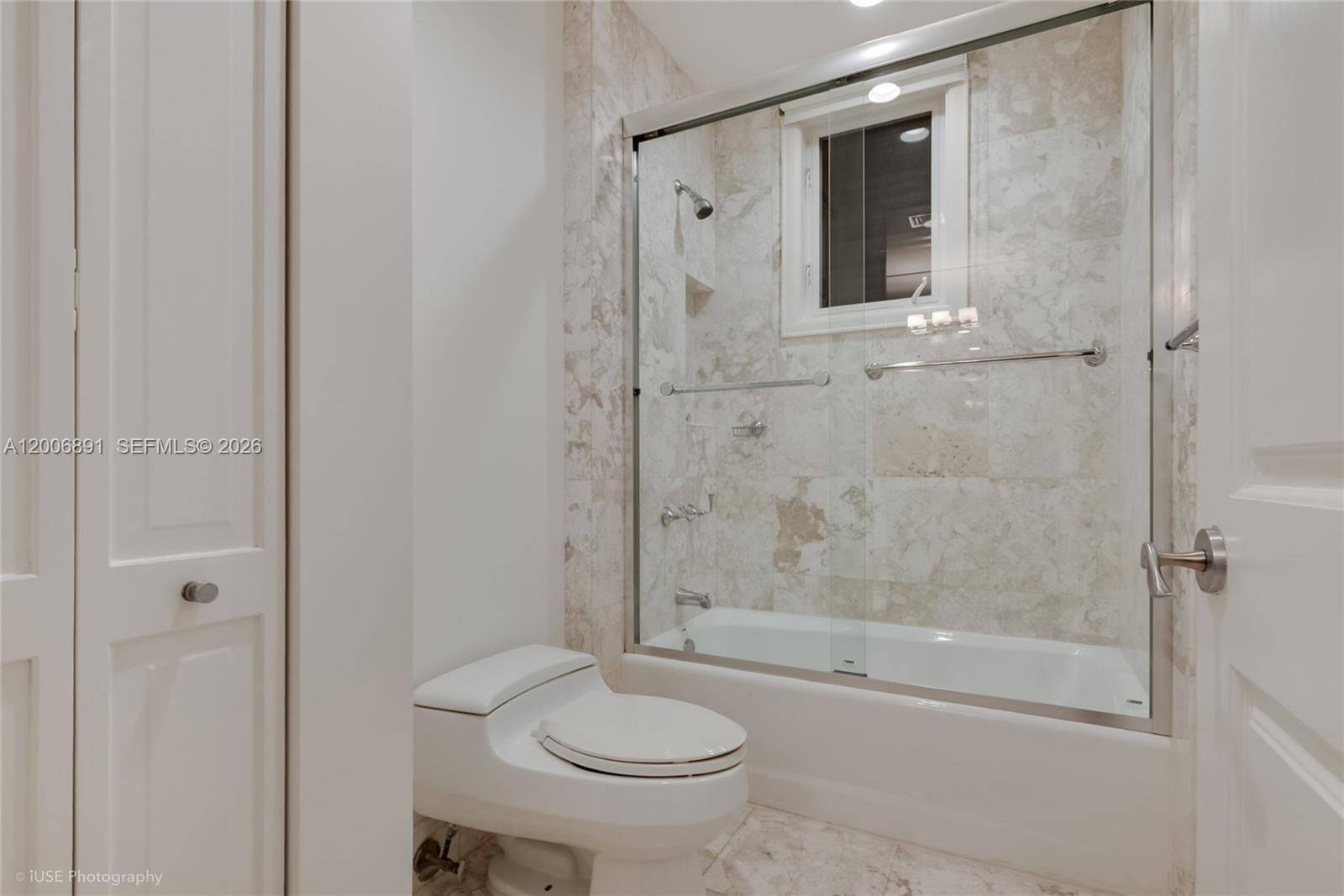 Real estate property located at 13643 Deering Bay Dr #146, Miami-dade, Deering Bay Condo I, Coral Gables, FL