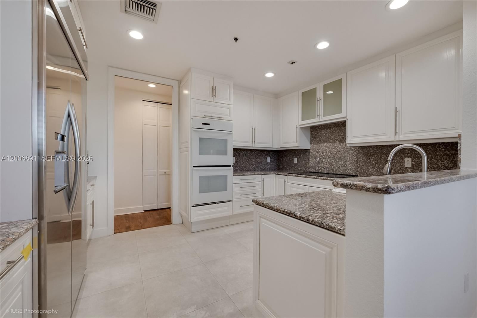 Real estate property located at 13643 Deering Bay Dr #146, Miami-dade, Deering Bay Condo I, Coral Gables, FL