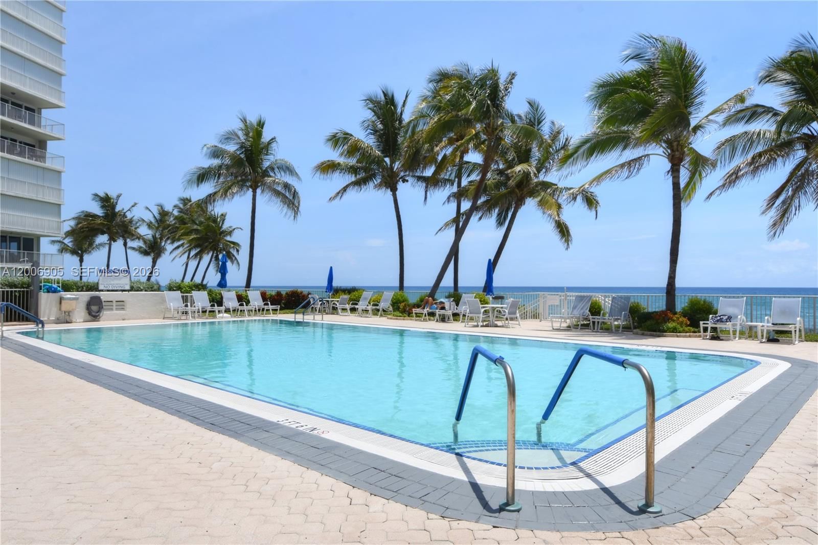 Real estate property located at 3101 Ocean Blvd #118, Palm Beach, Penthouse Towers Condo, Highland Beach, FL