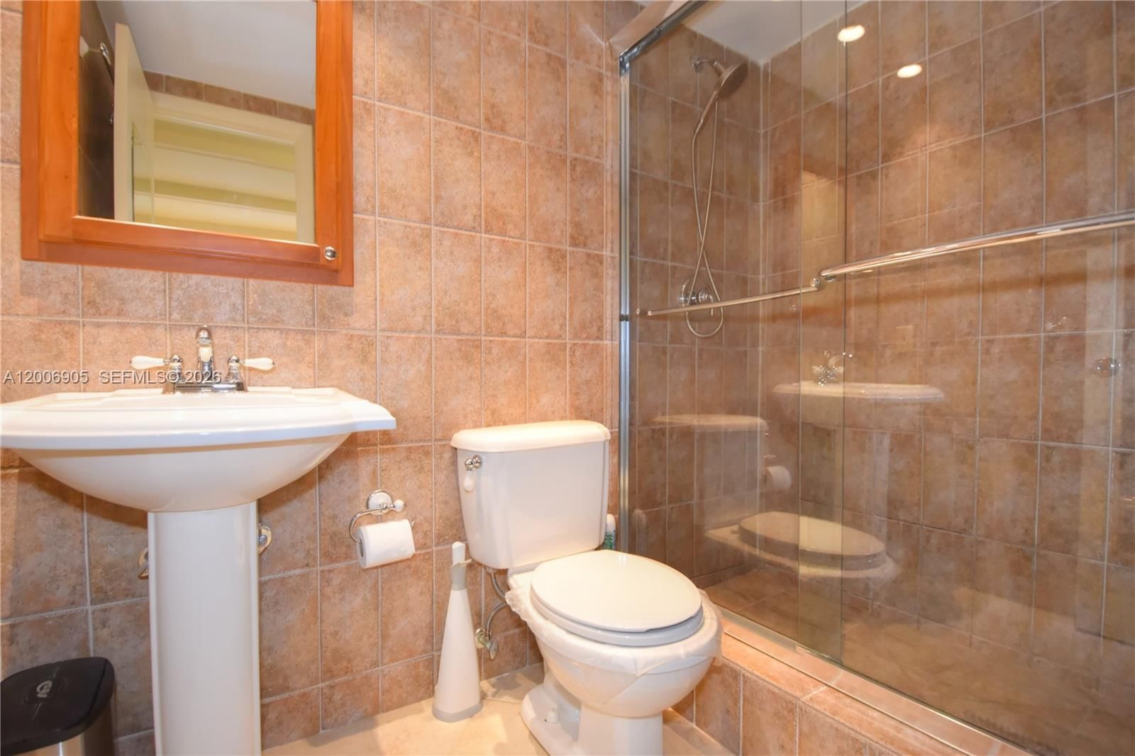 Real estate property located at 3101 Ocean Blvd #118, Palm Beach, Penthouse Towers Condo, Highland Beach, FL