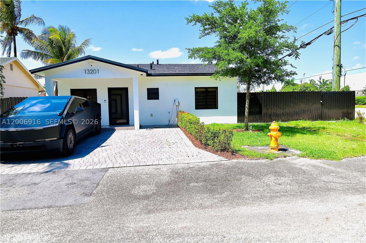 Real estate property located at 13201 276th Ter, Miami-dade, Sunny Day Homes Sec 1, Homestead, FL