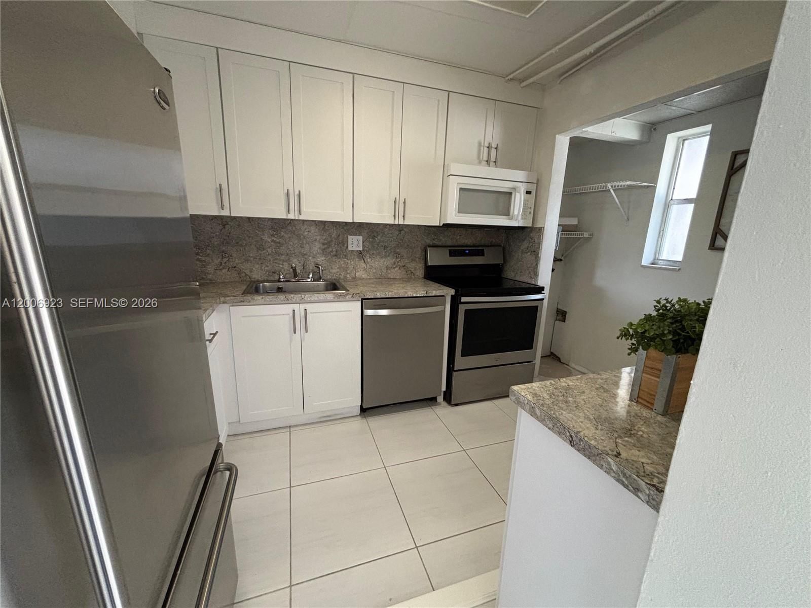 Real estate property located at 8060 Fairview Dr #101, Broward, Versailles Gardens Condo, Tamarac, FL