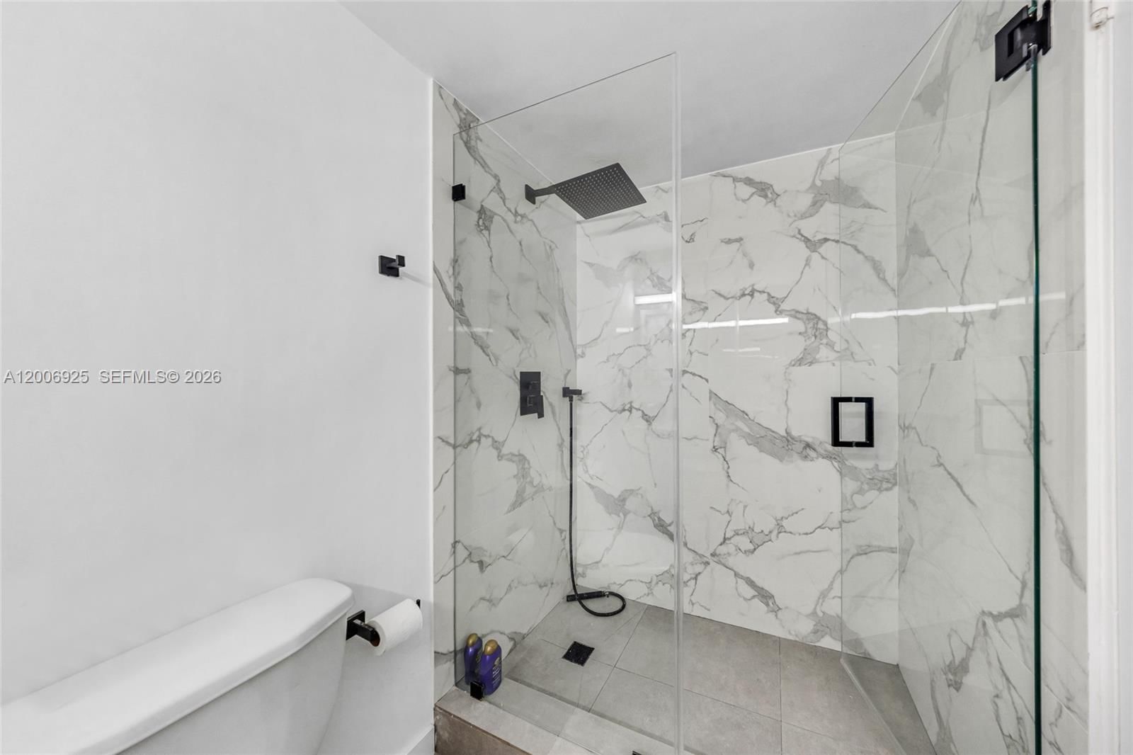 Real estate property located at 1000 West Ave #702, Miami-dade, Mirador 1000 Condo, Miami Beach, FL