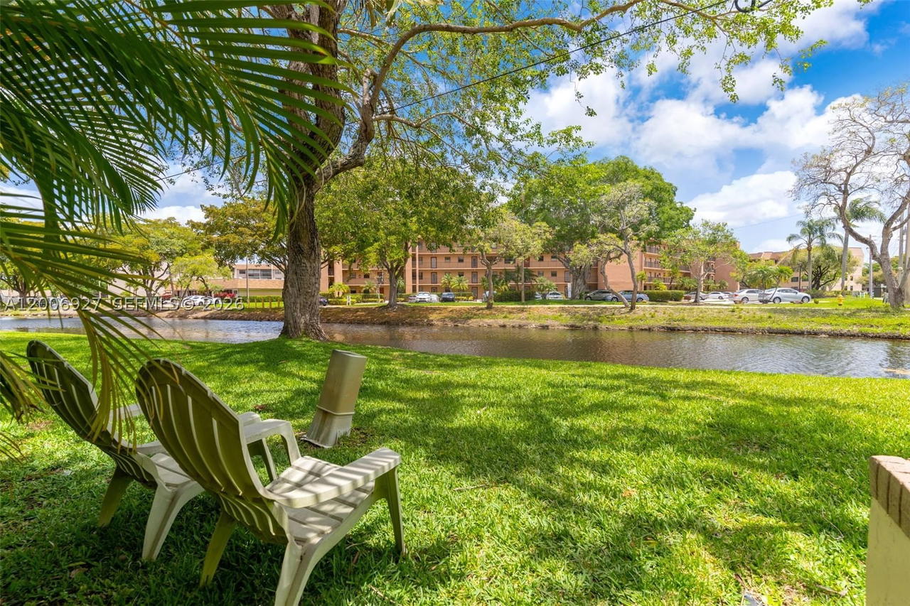 Real estate property located at 2950 106th ave #10, Broward, Country Squire Townhomes, Sunrise, FL