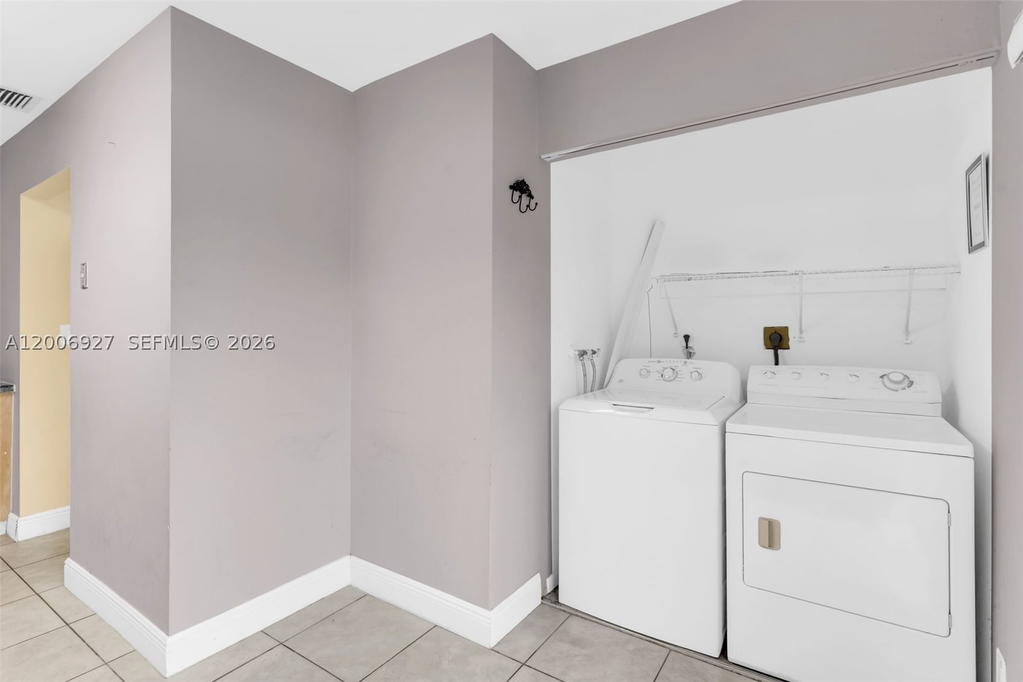 Real estate property located at 2950 106th ave #10, Broward, Country Squire Townhomes, Sunrise, FL