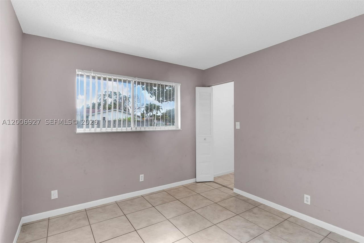 Real estate property located at 2950 106th ave #10, Broward, Country Squire Townhomes, Sunrise, FL