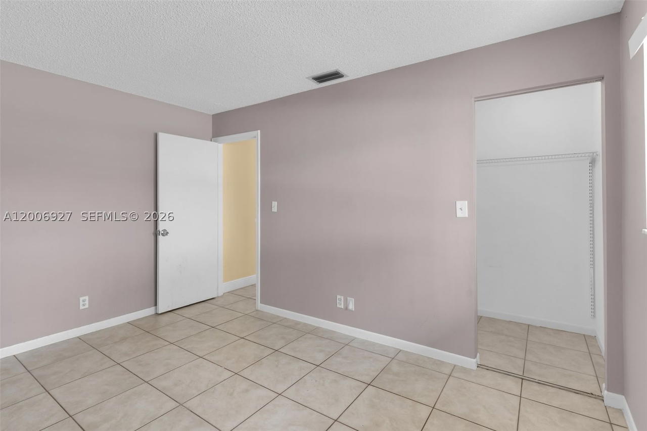 Real estate property located at 2950 106th ave #10, Broward, Country Squire Townhomes, Sunrise, FL
