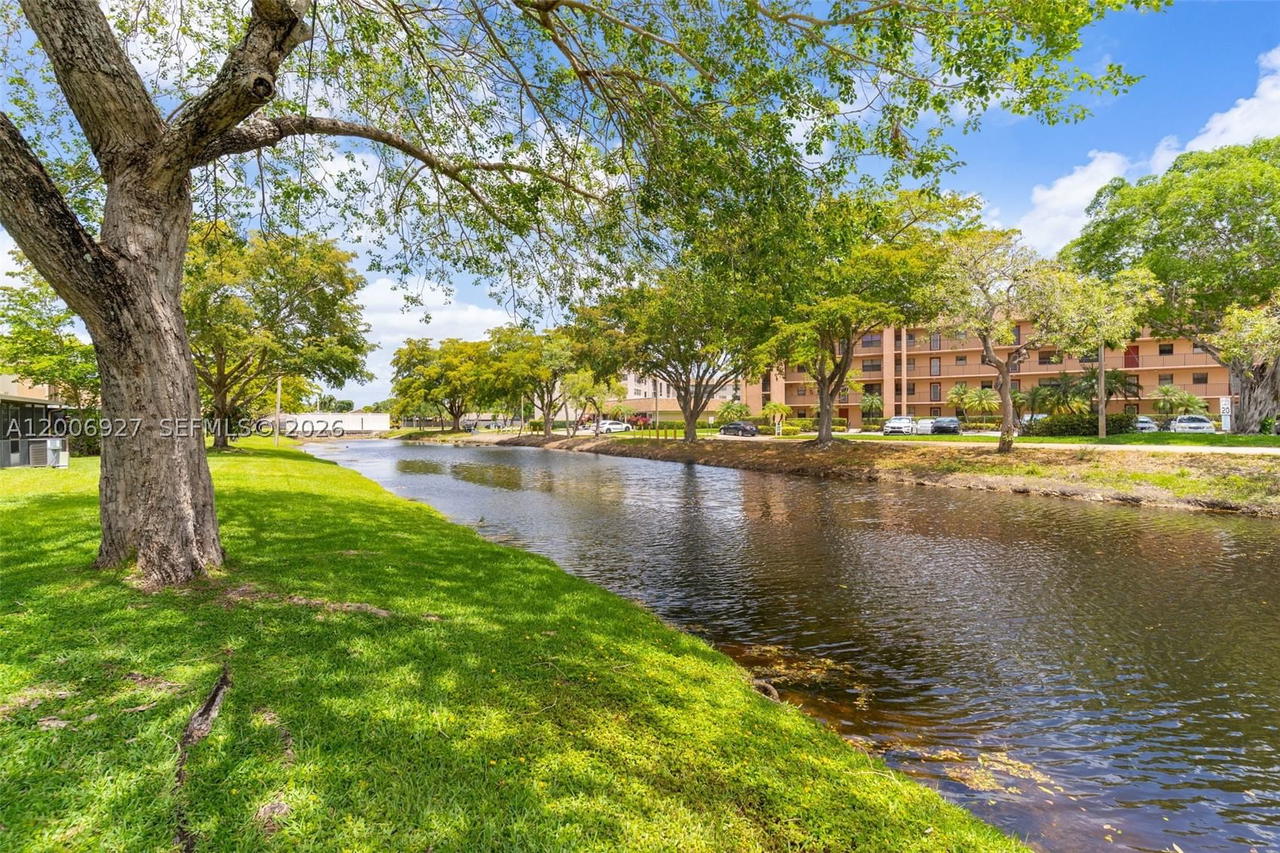Real estate property located at 2950 106th ave #10, Broward, Country Squire Townhomes, Sunrise, FL