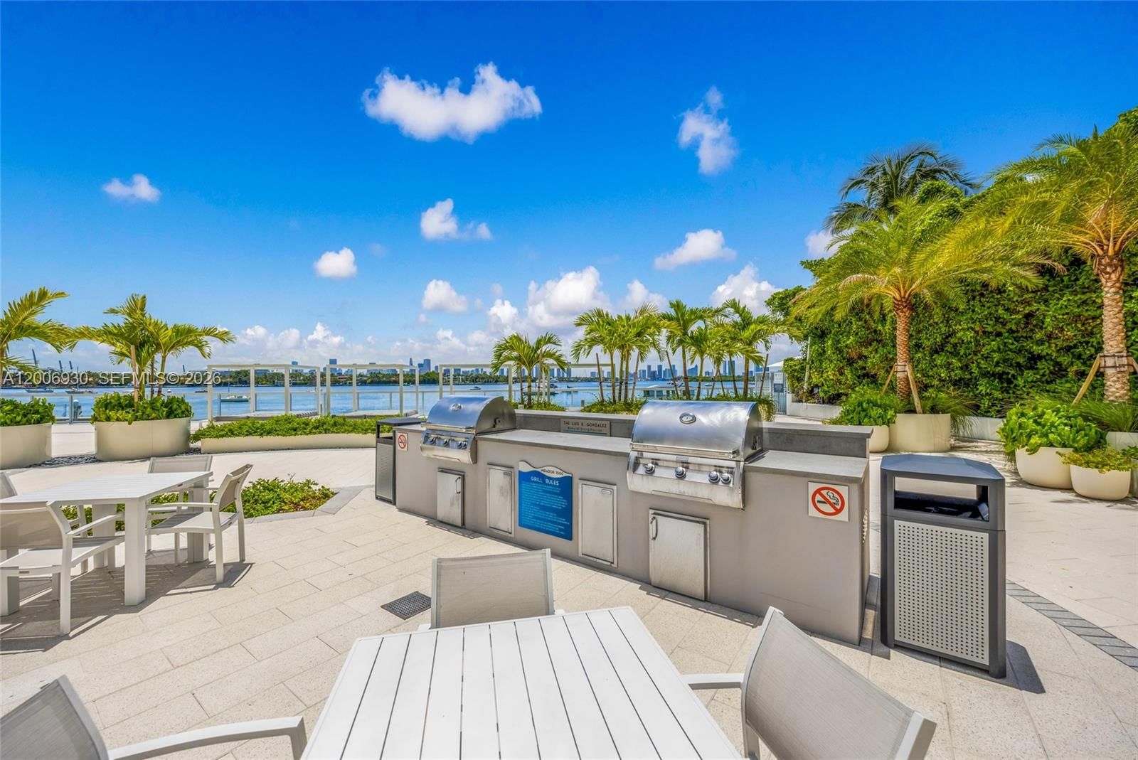 Real estate property located at 1000 West Ave #426, Miami-dade, Mirador 1000 Condo, Miami Beach, FL
