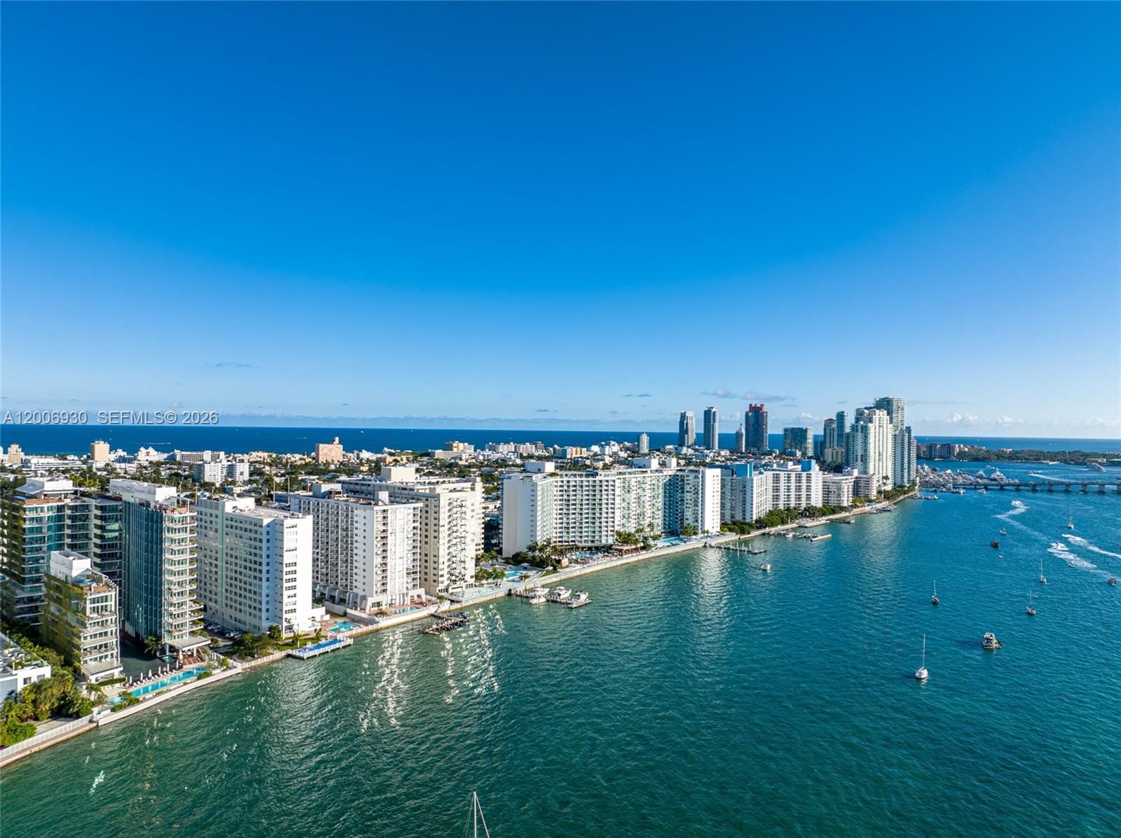 Real estate property located at 1000 West Ave #426, Miami-dade, Mirador 1000 Condo, Miami Beach, FL