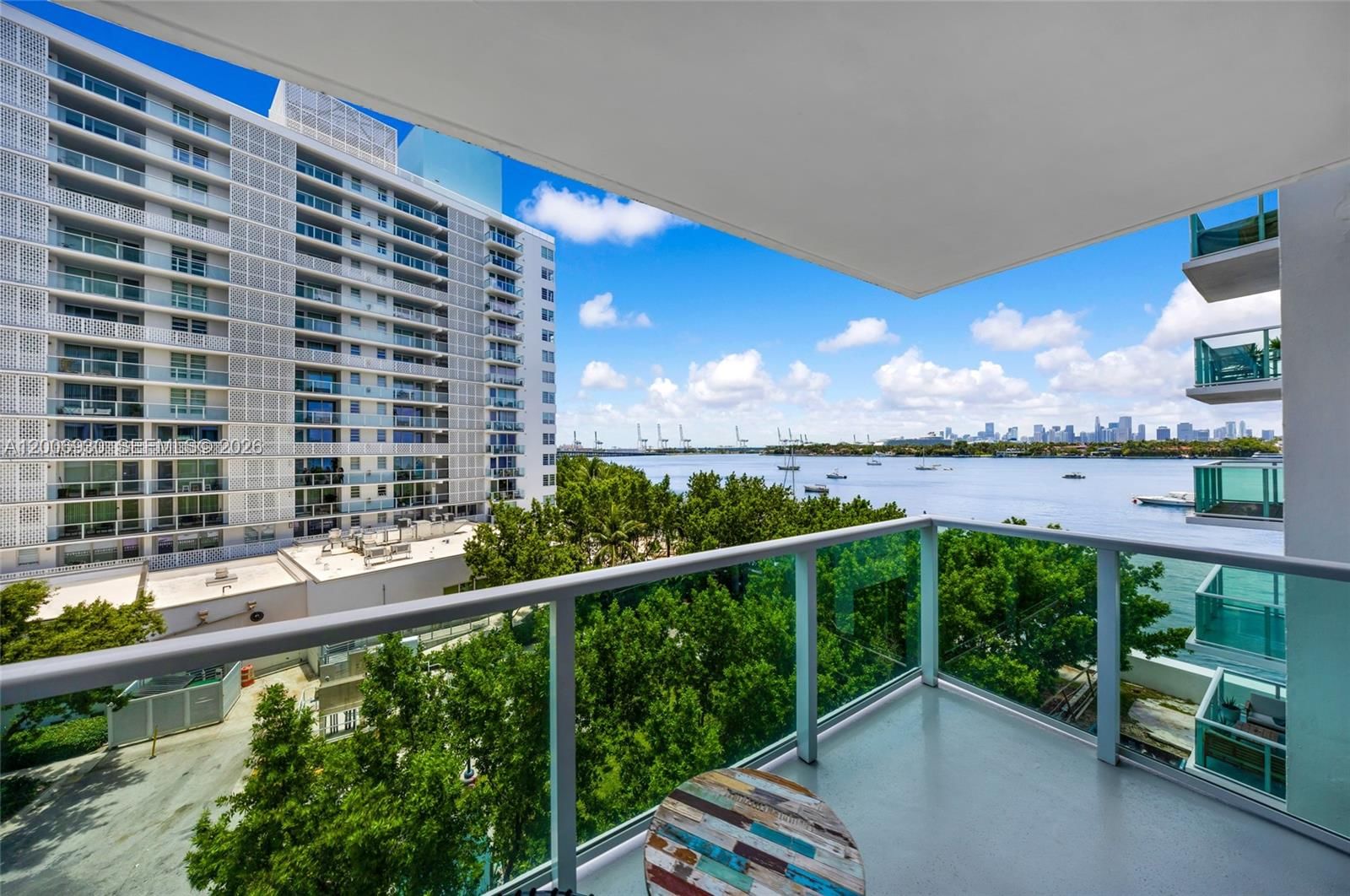 Real estate property located at 1000 West Ave #426, Miami-dade, Mirador 1000 Condo, Miami Beach, FL