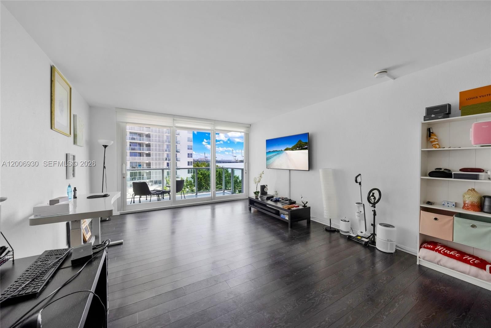 Real estate property located at 1000 West Ave #426, Miami-dade, Mirador 1000 Condo, Miami Beach, FL