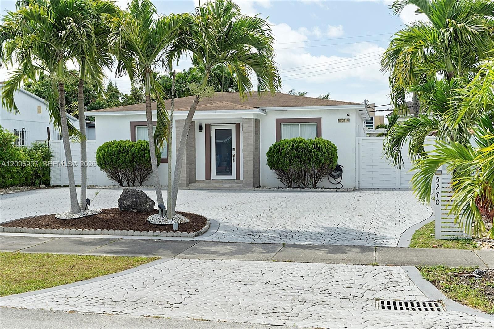 Real estate property located at 5270 2nd St, Miami-dade, Flagler Grove Estates Ext, Miami, FL