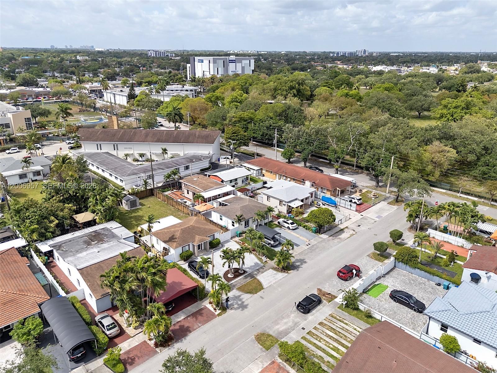 Real estate property located at 5270 2nd St, Miami-dade, Flagler Grove Estates Ext, Miami, FL