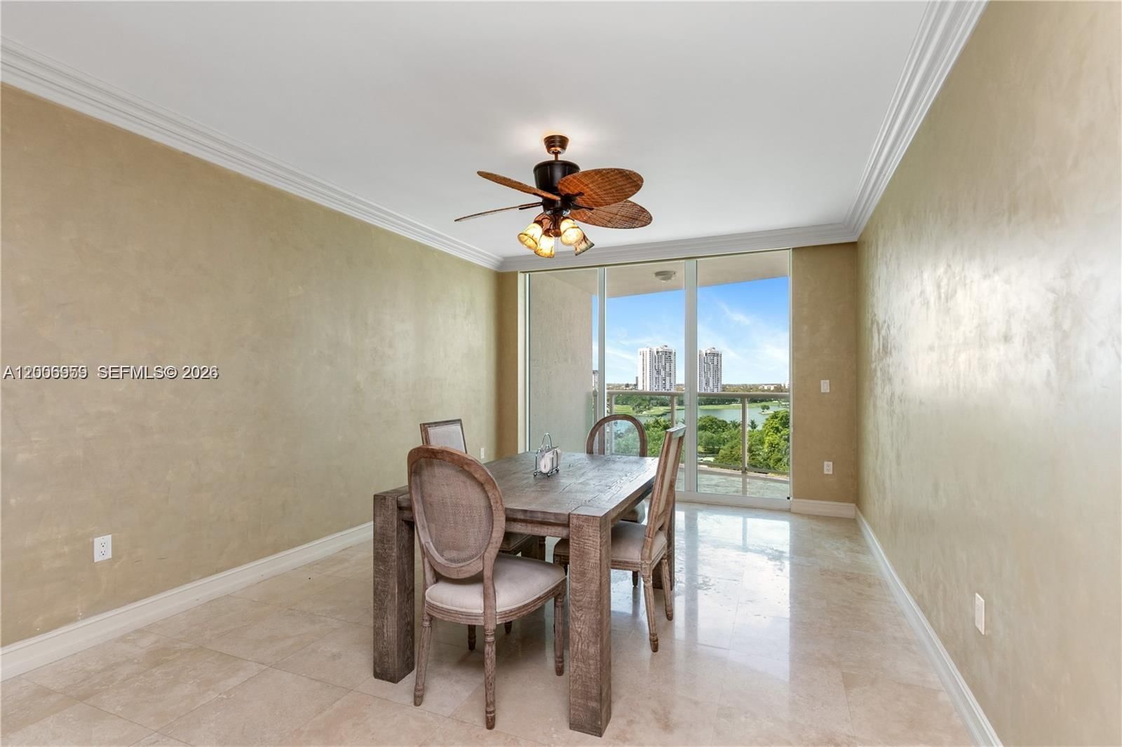 Real estate property located at 20201 Country Club Dr #1006, Miami-dade, Hamptons South Condo, Aventura, FL