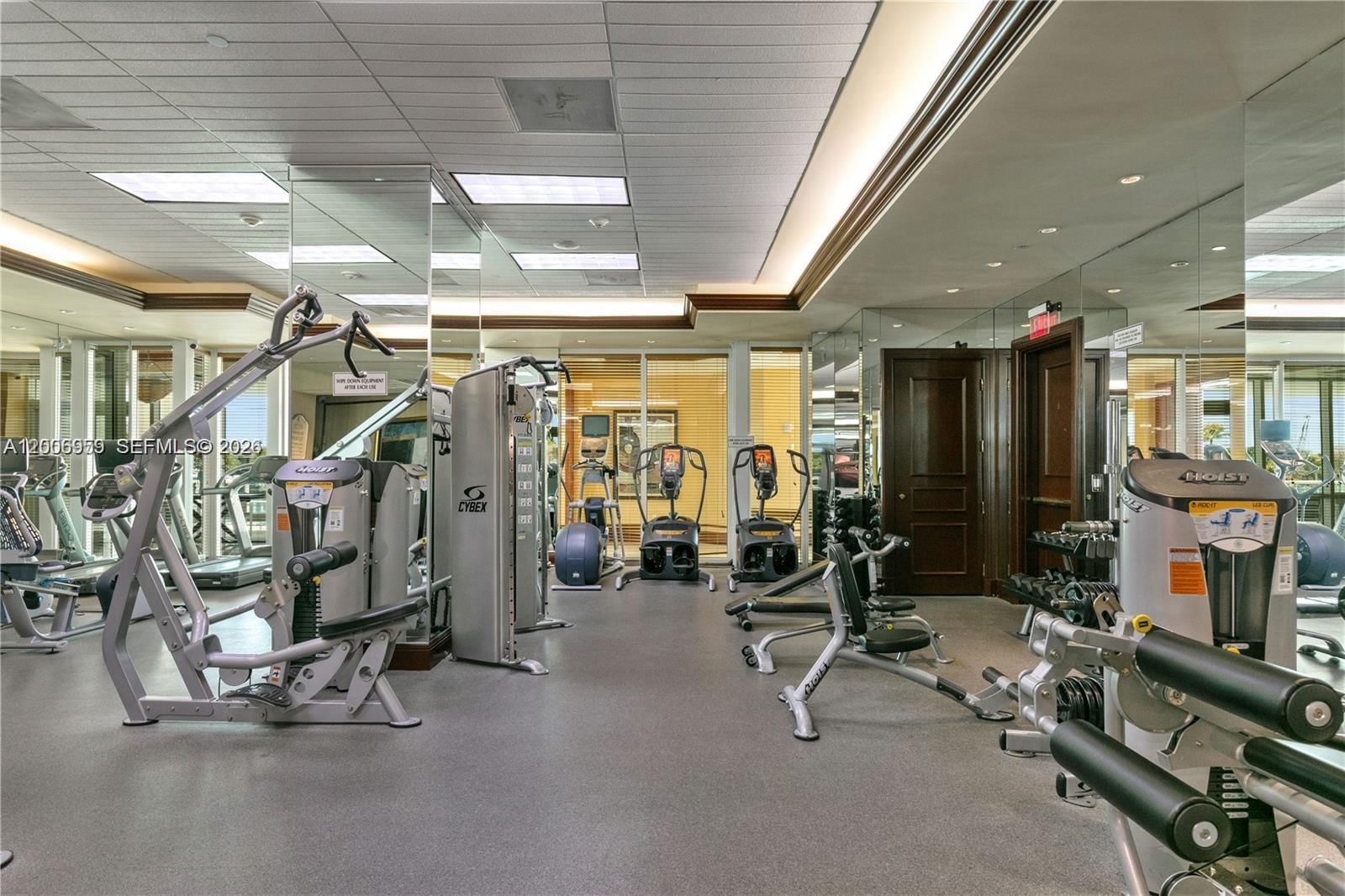 Real estate property located at 20201 Country Club Dr #1006, Miami-dade, Hamptons South Condo, Aventura, FL