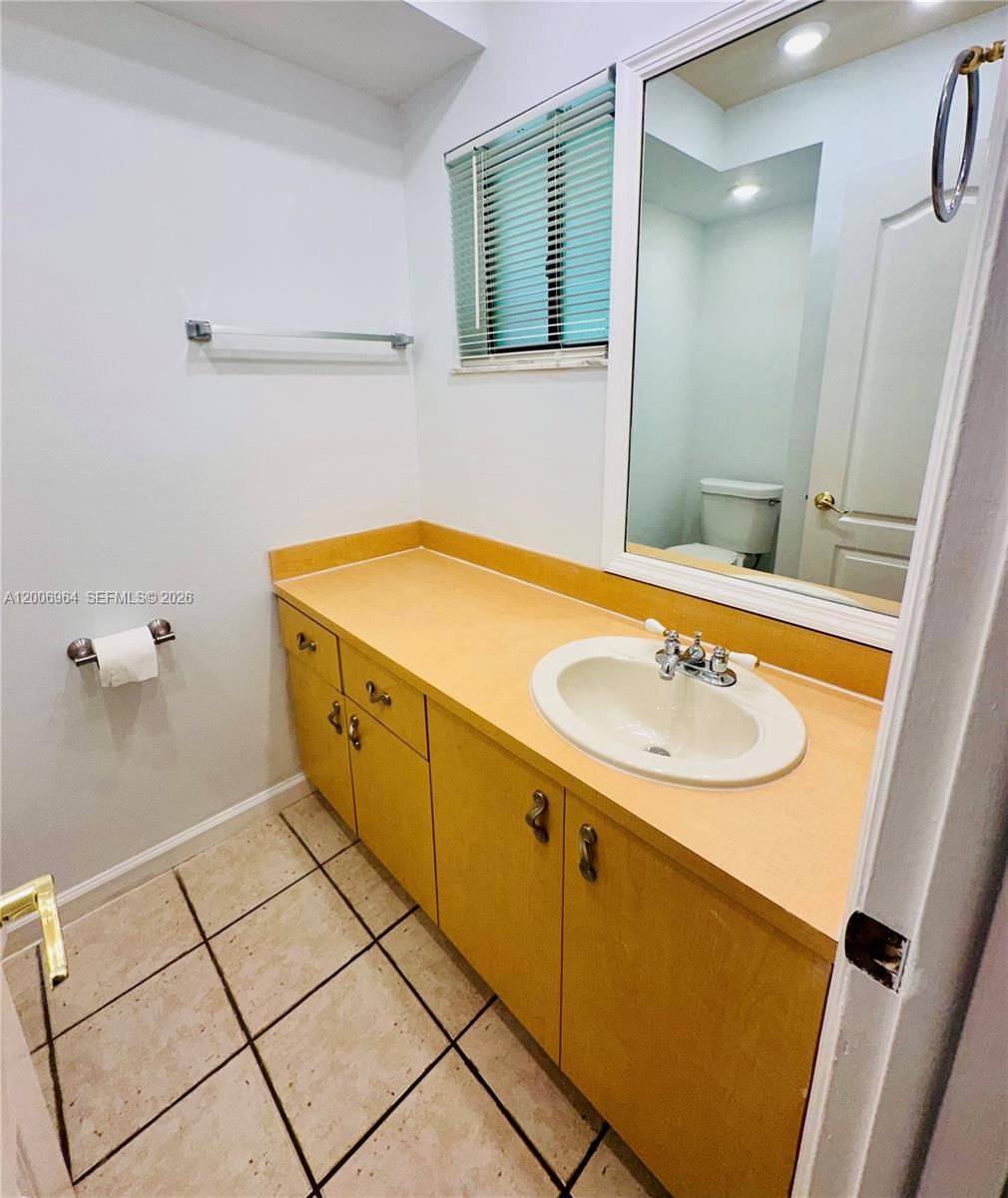 Real estate property located at 8700 133rd Ave Rd #109, Miami-dade, Horizons West Condo #8, Miami, FL