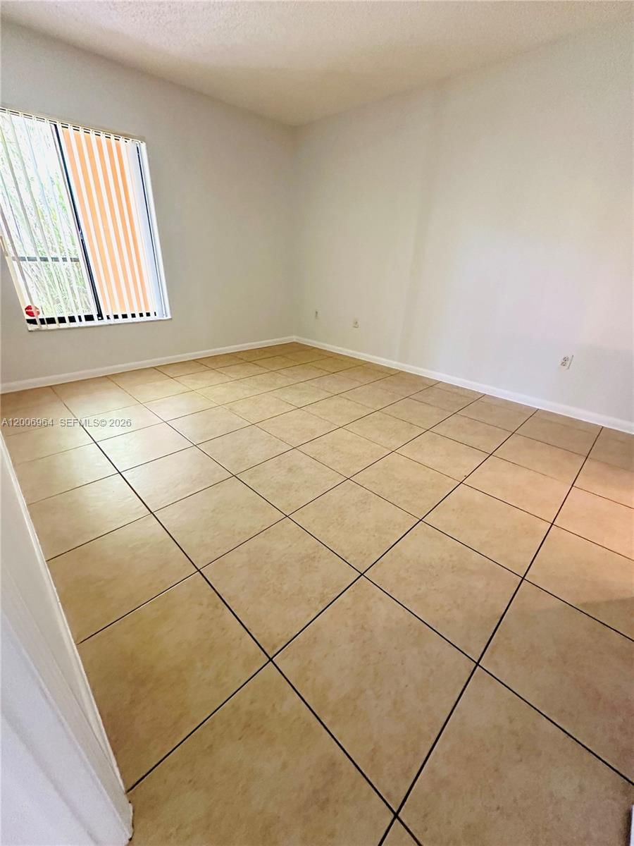 Real estate property located at 8700 133rd Ave Rd #109, Miami-dade, Horizons West Condo #8, Miami, FL