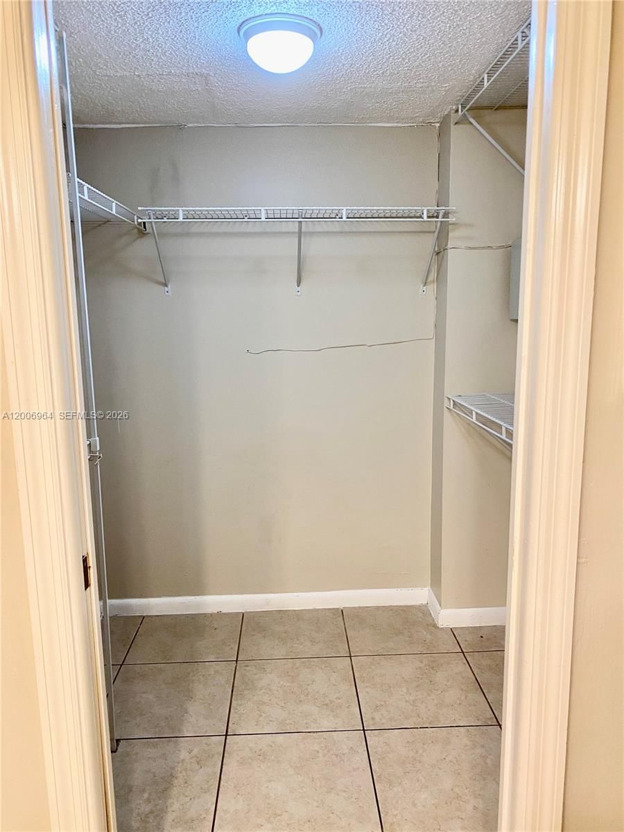 Real estate property located at 8700 133rd Ave Rd #109, Miami-dade, Horizons West Condo #8, Miami, FL