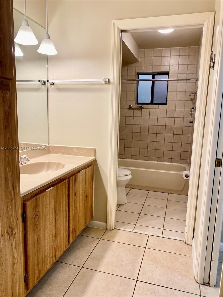 Real estate property located at 8700 133rd Ave Rd #109, Miami-dade, Horizons West Condo #8, Miami, FL