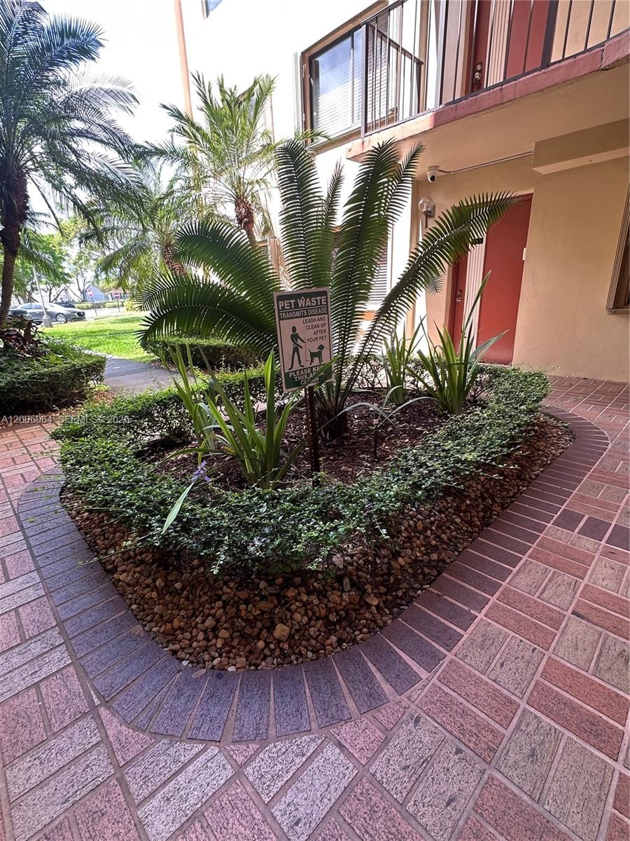 Real estate property located at 8700 133rd Ave Rd #109, Miami-dade, Horizons West Condo #8, Miami, FL