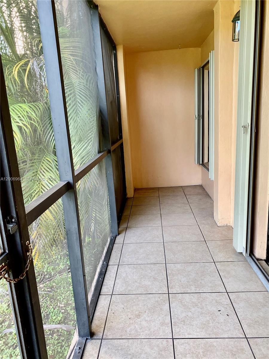 Real estate property located at 8700 133rd Ave Rd #109, Miami-dade, Horizons West Condo #8, Miami, FL